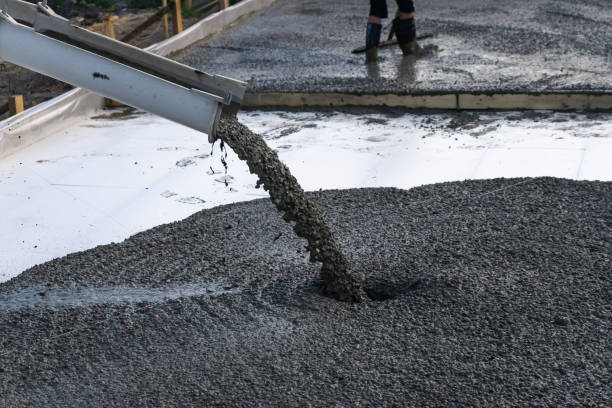 Best Affordable Concrete Contractor  in Petal, MS